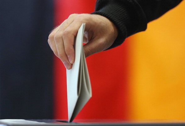 ARD-Deutschlandtrend: Tiefstwerte für CDU/CSU und die SPD