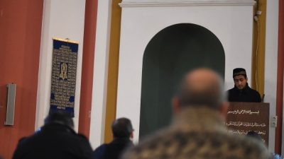 Zahl der Salafisten steigt: Verfassungsschutz warnt vor Flüchtlingsradikalisierung in Moscheen