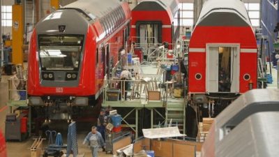 Tausende protestieren bundesweit gegen Stellenabbau bei Bombardier