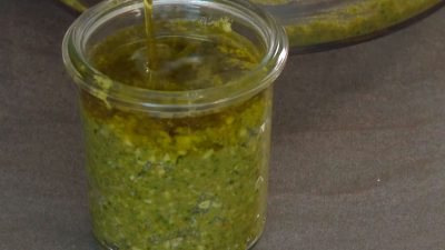 Jetzt frisch und richtig scharf: Bärlauchpesto