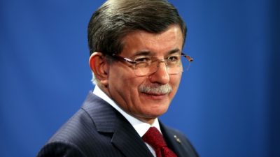 Davutoglu vor EU-Türkei-Gipfel optimistisch:  „Türkei ist bereit, mit der EU zusammenzuarbeiten und auch EU-Mitglied zu werden“