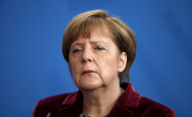 Stegner: SPD fordert entschiedenes Vorgehen Merkels gegen Seehofer