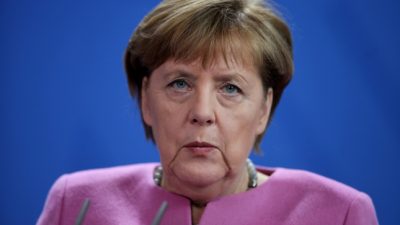 Merkel reist am Freitag nach Paris