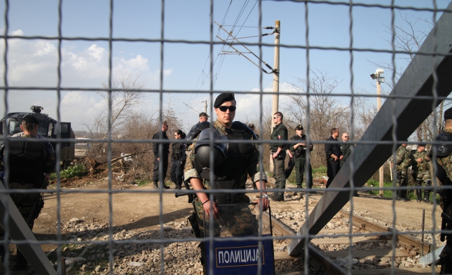 Österreich bietet Mazedonien Hilfe bei Grenzsicherung an – EU-Hilfe für Bulgarien gefordert