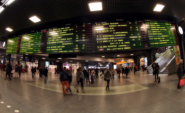 Brüsseler Bahnhöfe wieder geöffnet – Flughafen bleibt geschlossen