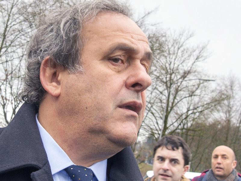 UEFA prüft beschleunigte Wahl eines Platini-Nachfolgers