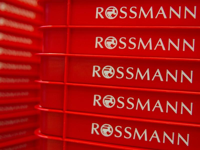 Rossmann eröffnet 2000. Filiale