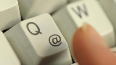 Erfinder der E-Mail-Adresse mit @-Zeichen gestorben