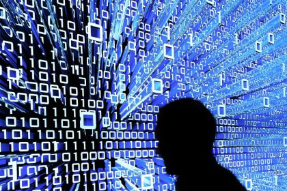Experten warnen vor Daten-Missbrauch: Wer chattet in einer Firma mit wem?