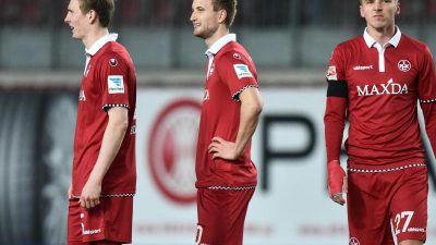 FCK-Talfahrt immer bedrohlicher – Bochum bleibt oben dran