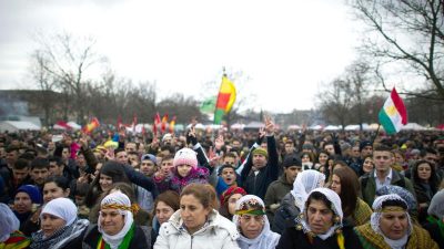 Gegen türkische Repression: Tausende Kurden demonstrieren in Hannovers Innenstadt