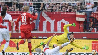 Starke Leverkusener trotzen Krise – 2:0 in Stuttgart