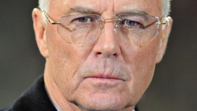 WM-Affäre: Beckenbauer in Schadenersatz-Frage vorgeladen