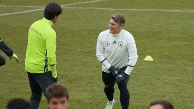 Schweinsteiger am Knie verletzt – Untersuchung in München