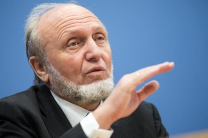 Elektroautos belasten das Klima mehr als ein Dieselauto: Hans-Werner Sinn verteidigt Studie zur Klimabilanz von E-Autos