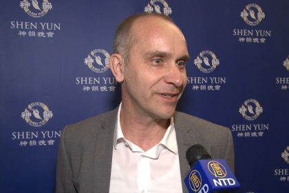 “Man kann sehr viel Optimismus aus Shen Yun herausschöpfen für sein eigenes Leben” sagt Computerspezialist
