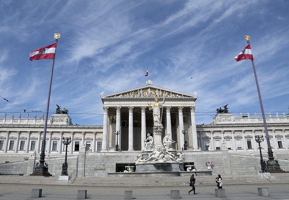 Wien: Nach ÖVP-Wahlsieg wird morgen ein formelles Rücktrittsangebot der Regierung erwartet