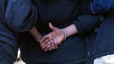 Afghane zwang 13-Jährige monatelang zum Sex