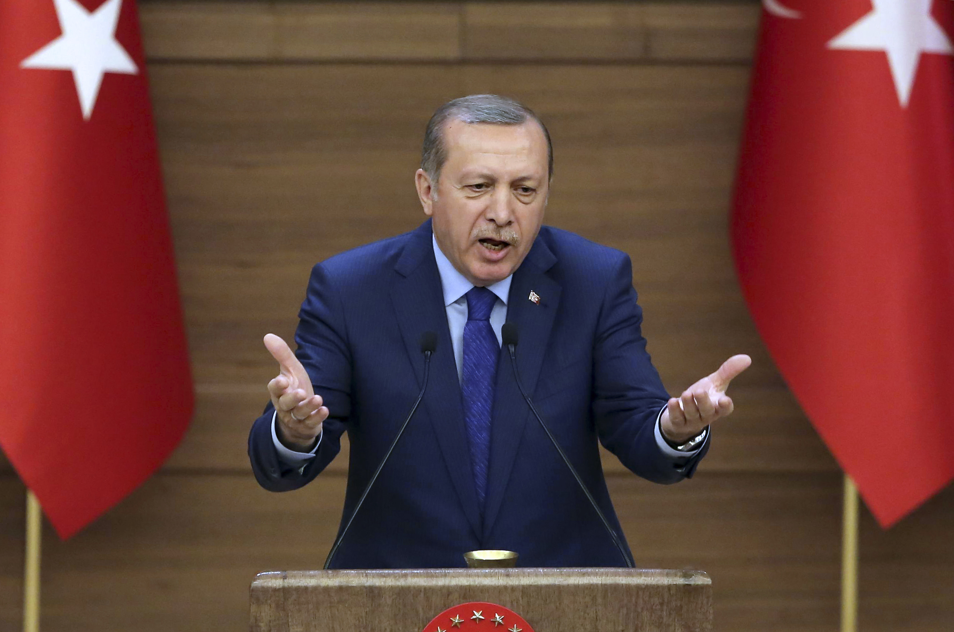 Erdogan droht EU mit Platzen des Flüchtlingsdeals: „Für Dank allein machen wir das nicht“