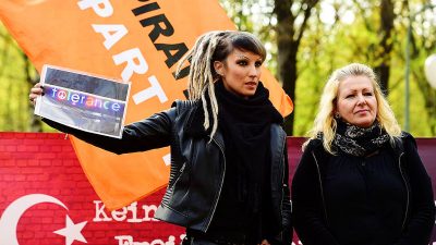 Nach Festnahme des Partei-Chefs: „Piraten“-Demo gegen Flüchtlings-Deal vor türkischer Botschaft geplant