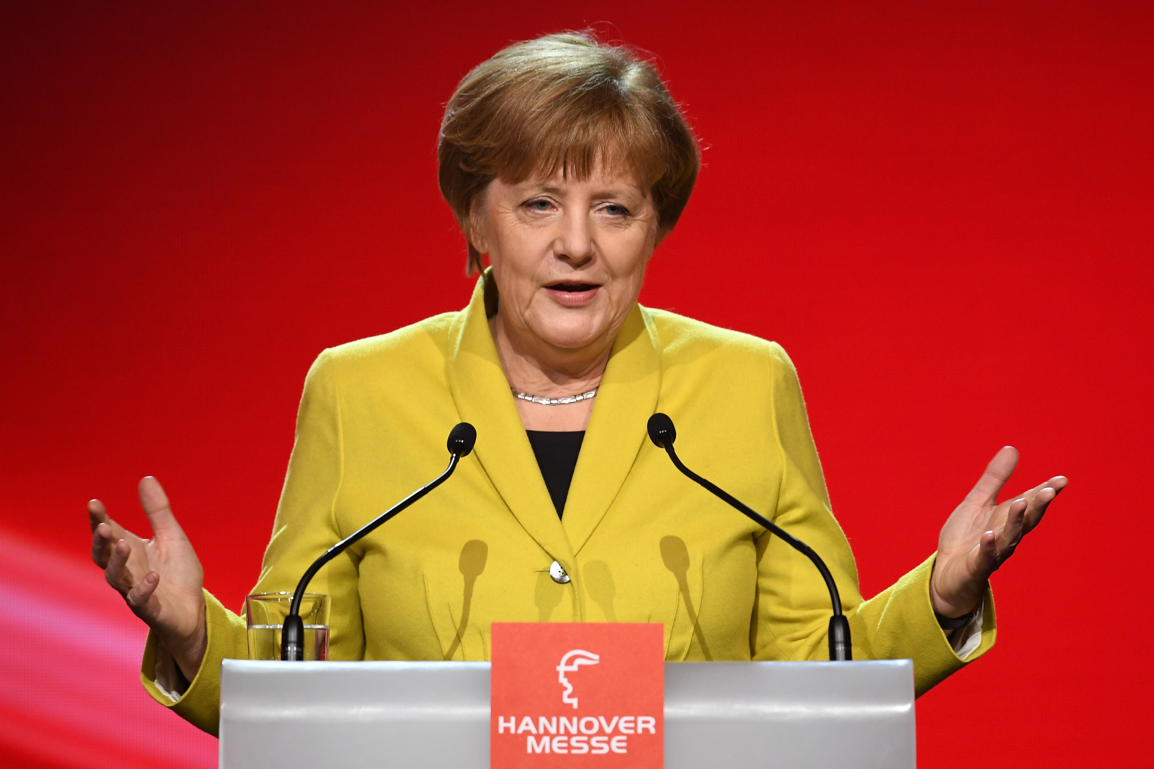 Kanzlerin Merkel im Video-Podcast: EU in entscheidender Phase