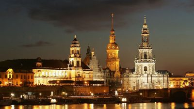 Dresden: Ministerpräsident Tillich warnt Störenfriede der Einheitsfeier – Linkenabgeordnete promotet Antifa-Gewalt-Plakat