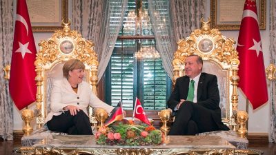 Grüne: Merkel ist vor Erdogan eingeknickt