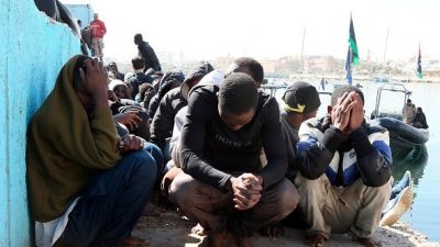 Todesroute Mittelmeer: Bis zu 400 Tote bei Bootsunglück auf Südöstlicher Mittelmeerroute (Video)