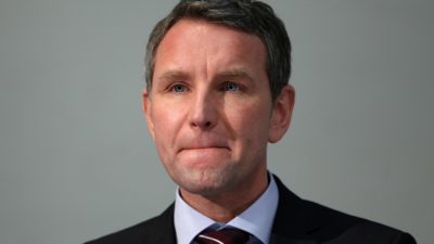 Streit in der AfD: Höcke stellt Nato-Mitgliedschaft infrage