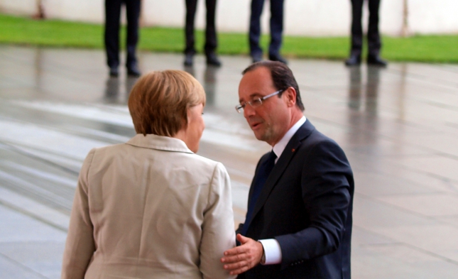 Hollande zu Merkel: „Komplette Übereinstimmung unserer Sichtweise“
