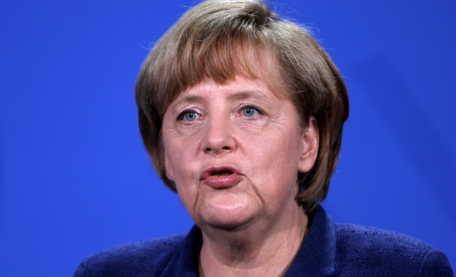 Merkel sagt Sicherheitsbehörden Unterstützung bei Terrorabwehr zu