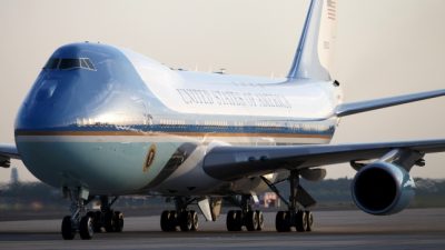 Obama zu Besuch in Deutschland eingetroffen