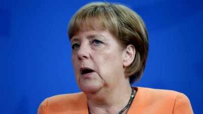 Flüchtlingspolitik: FDP-Vize Kubicki wirft Merkel Heuchelei vor