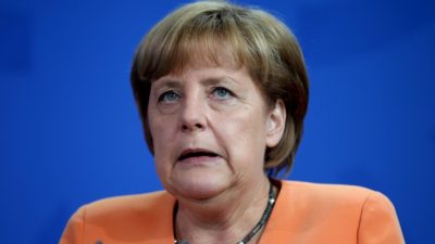 Merkel verliert nach Entscheidung zu Böhmermann an Ansehen