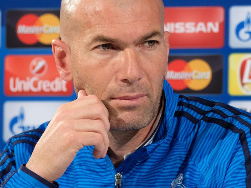 Zidane mit Meisterbrief zum VfL: «Spiel durchbringen»