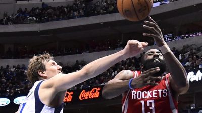 Nowitzki mit Dallas auf Playoff-Kurs: Sieg über Houston