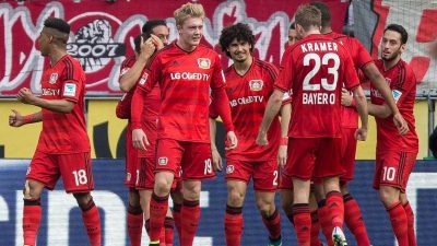 Bayer 04 blickt nach 2:0 in Köln Richtung Königsklasse