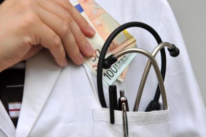 Korruption: Krankenkassen erhalten deutlich mehr Hinweise auf finanzielle Unregelmäßigkeiten