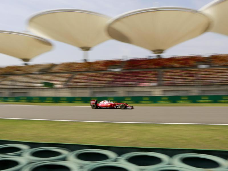 Warnung für Rosberg: Ferrari-Duo im China-Training vorn