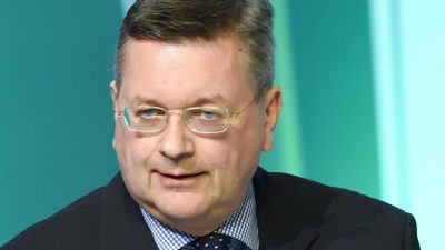 DFB-Bundestag kürt Reinhard Grindel zum neuen Präsidenten