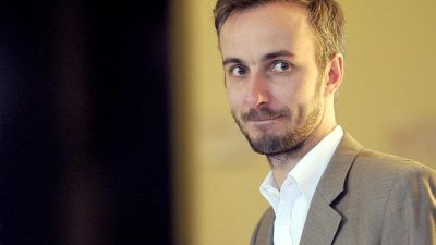 Böhmermann bedankt sich für Solidarität