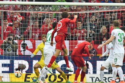 Müller führt Bayern ins Pokalfinale – Zähes 2:0