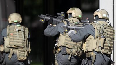 Nach GSG-9-Einsatz in Freital weitere Ermittlungen + Fotogalerie