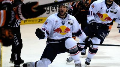 EHC München zum ersten Mal deutscher Eishockey-Meister