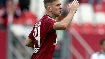 Nürnberg dreht irres Spiel – Paderborn nur 1:1