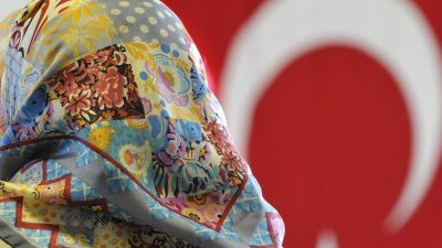 Sprachrohr für Erdogans AKP: Türkische Religionsbehörde schickte 970 Imame nach Deutschland