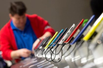 Smartphone-Absatz stagniert – Samsung bleibt Marktführer