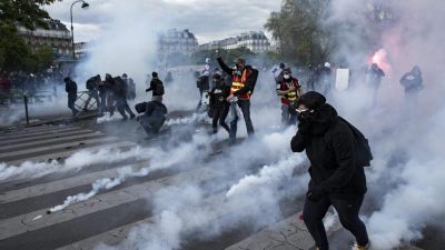 Erneut Festnahmen nach Auseinandersetzungen in Paris