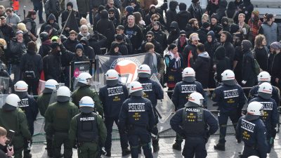 Gegen AfD: Linke Website leakt Daten von 2.000 Parteitagsbesuchern