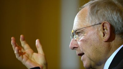 Schäuble für mehr Militäreinsätze: Deutschland kann sich nicht immer „wegducken“